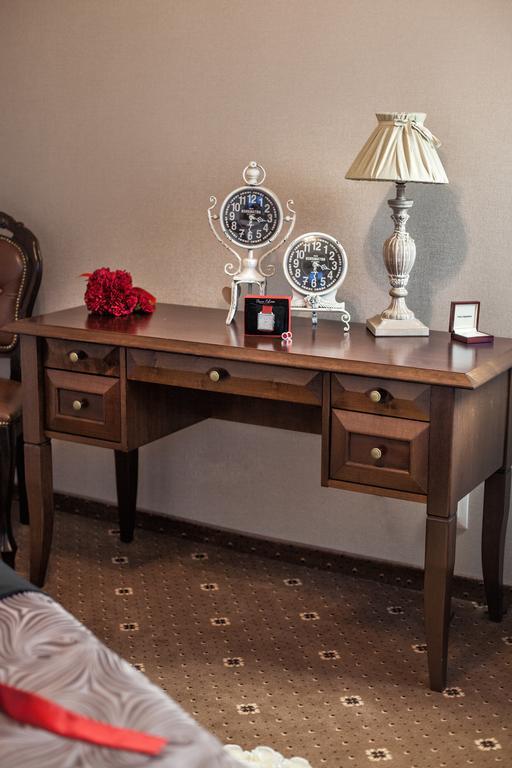 Hotel Ted ラドムスコ エクステリア 写真