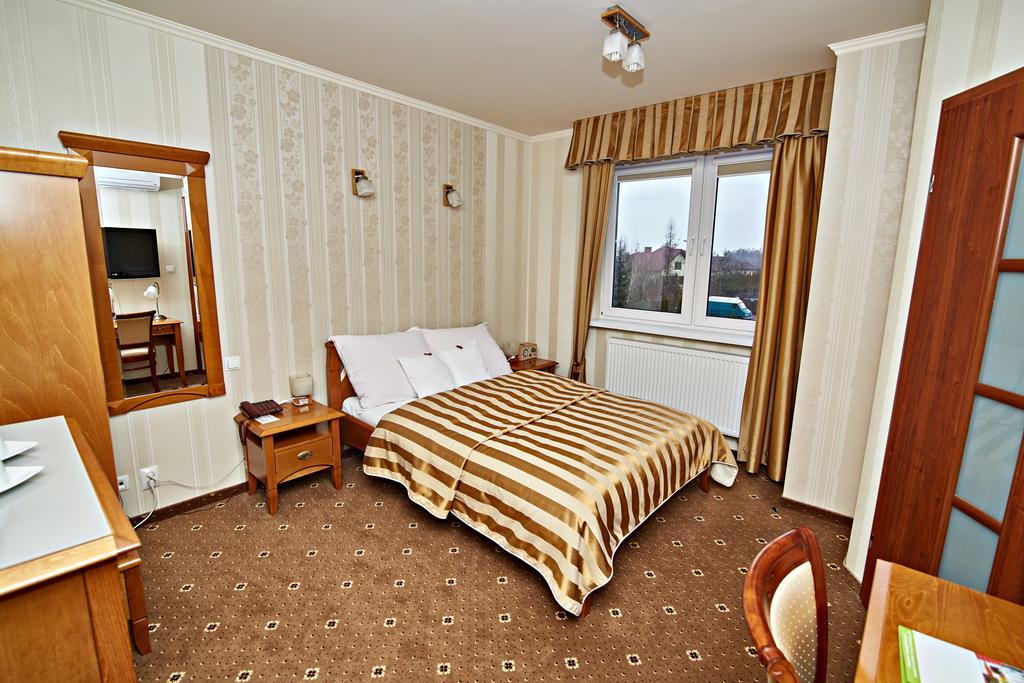 Hotel Ted ラドムスコ 部屋 写真